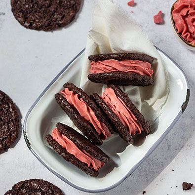 Gefüllte Schokoladen-Himbeer-Cookies (vegan)