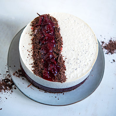 Zwetschkenröster-Torte mit Brownieboden und Mohn Panna Cotta